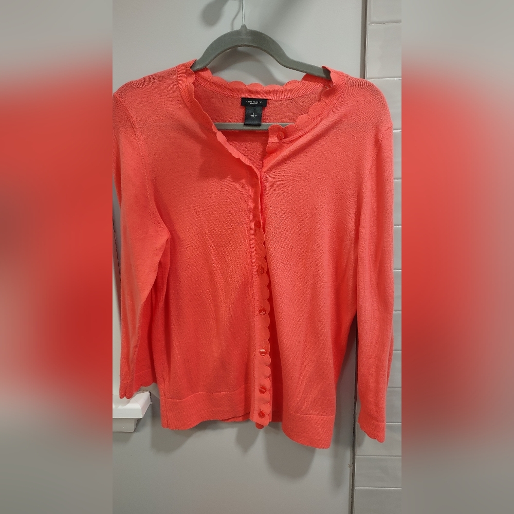 Ann Taylor Factory scalloped edge cardigan sweater